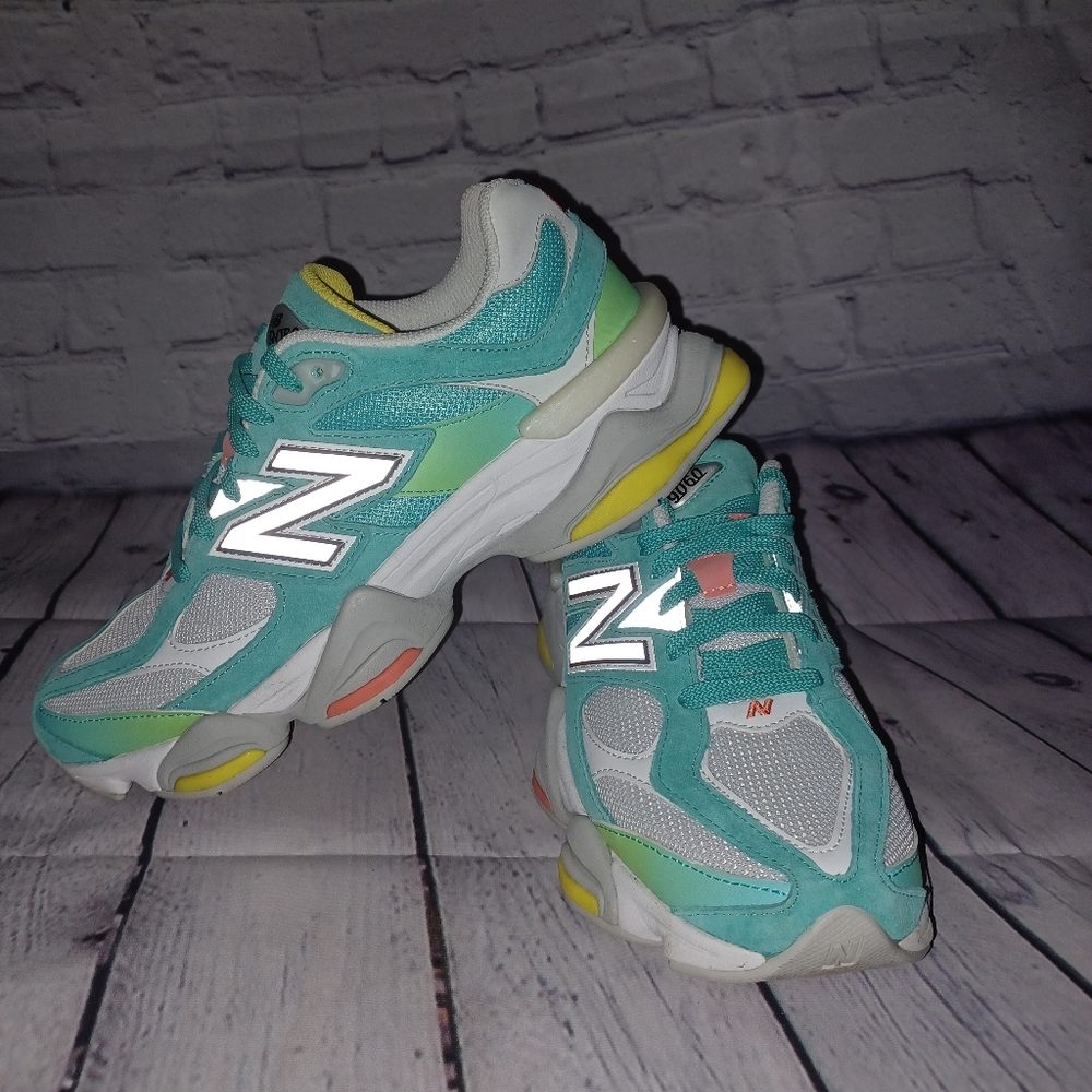 New Balance 9060 Cyan Burst  men's 8.5 or women's 10